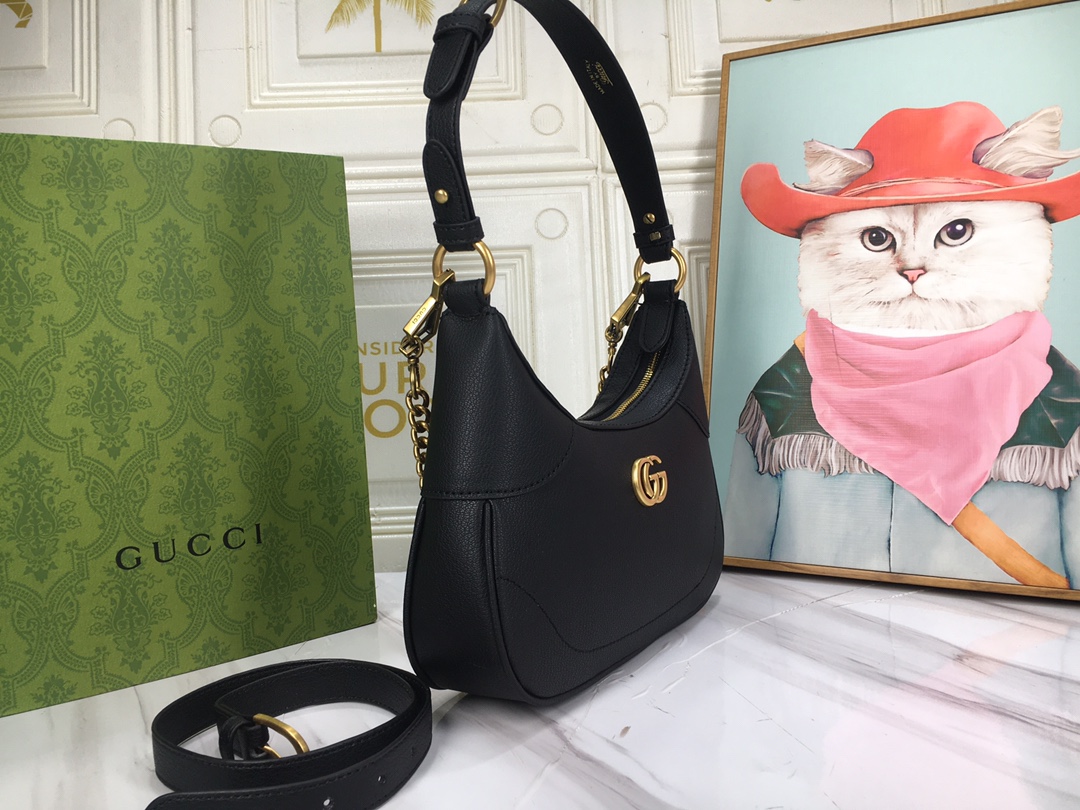 Gucci Hobo Bags